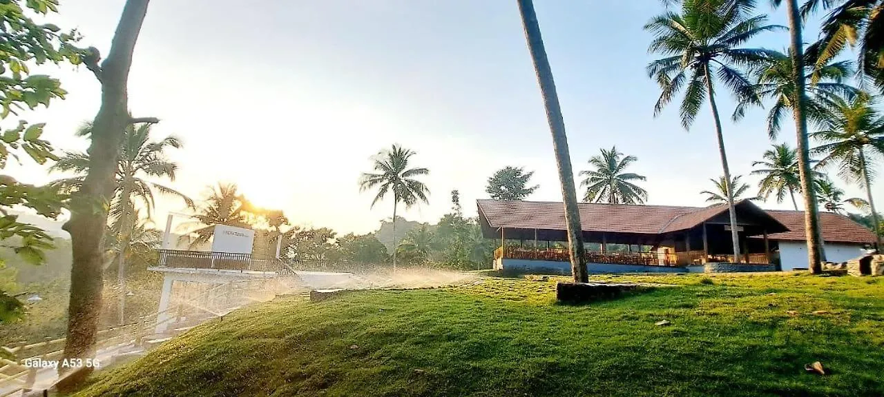 Poliyam Thuruth Eco Tourism Village Kasaragod Hotel