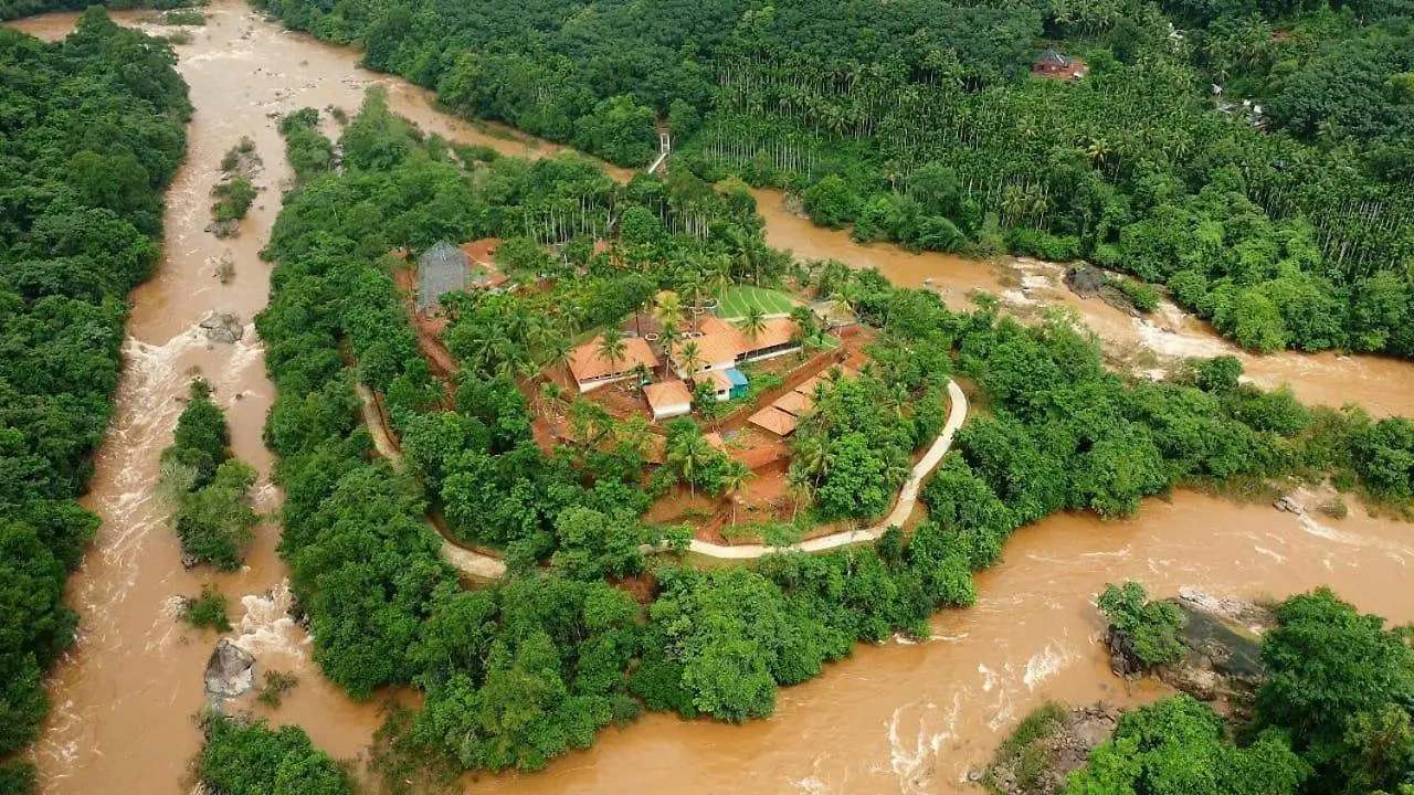 Poliyam Thuruth Eco Tourism Village contacts