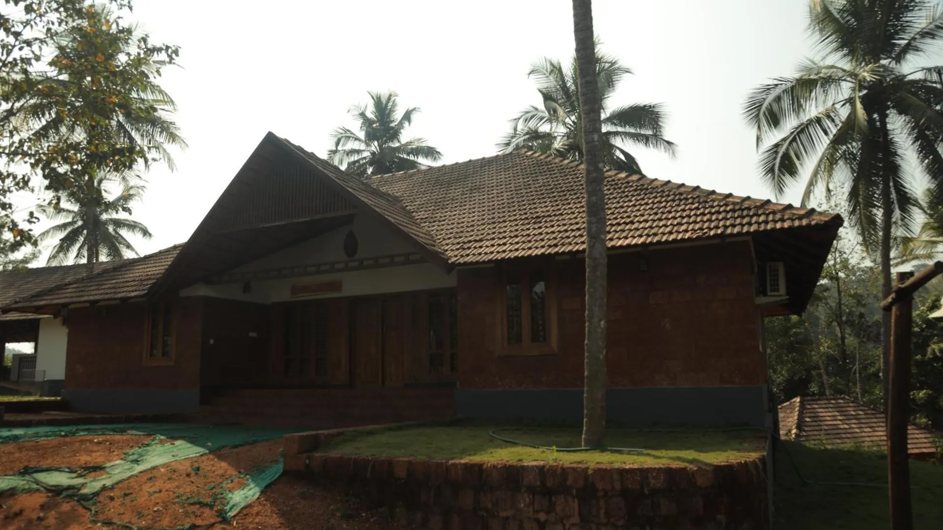 Hotel Poliyam Thuruth Eco Tourism Village Kasaragod